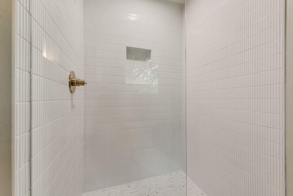 Hillcrest Homes 02 - Residential