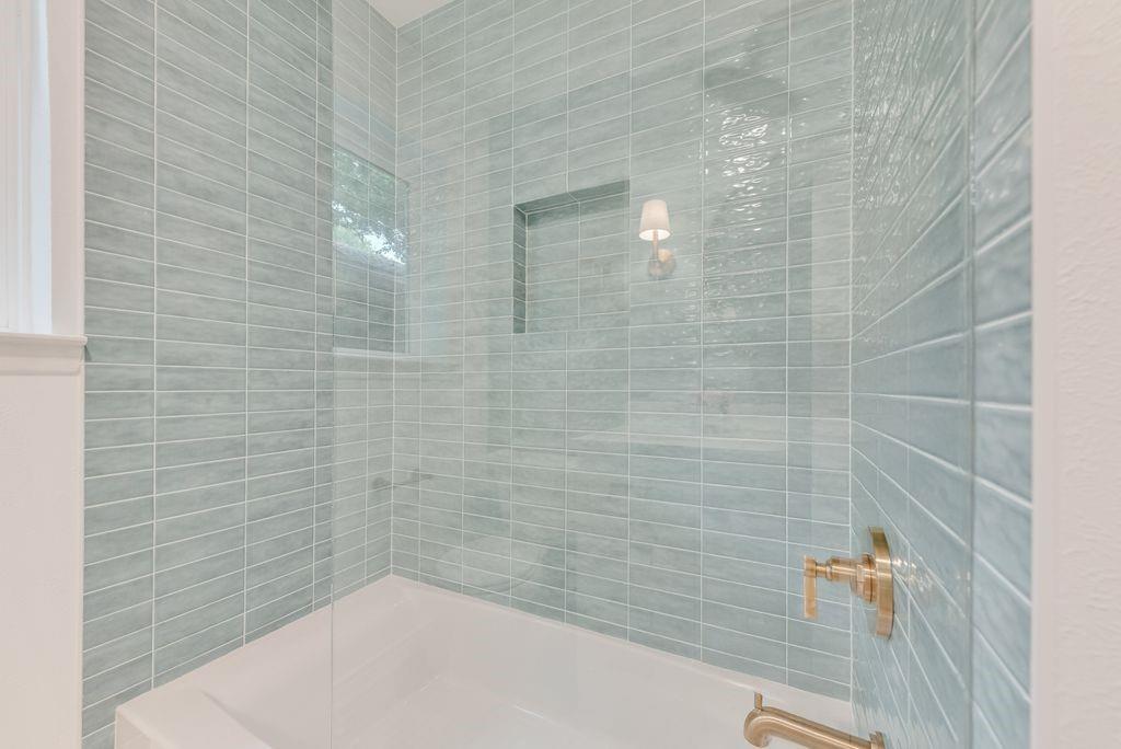 Hillcrest Homes 02 - Residential