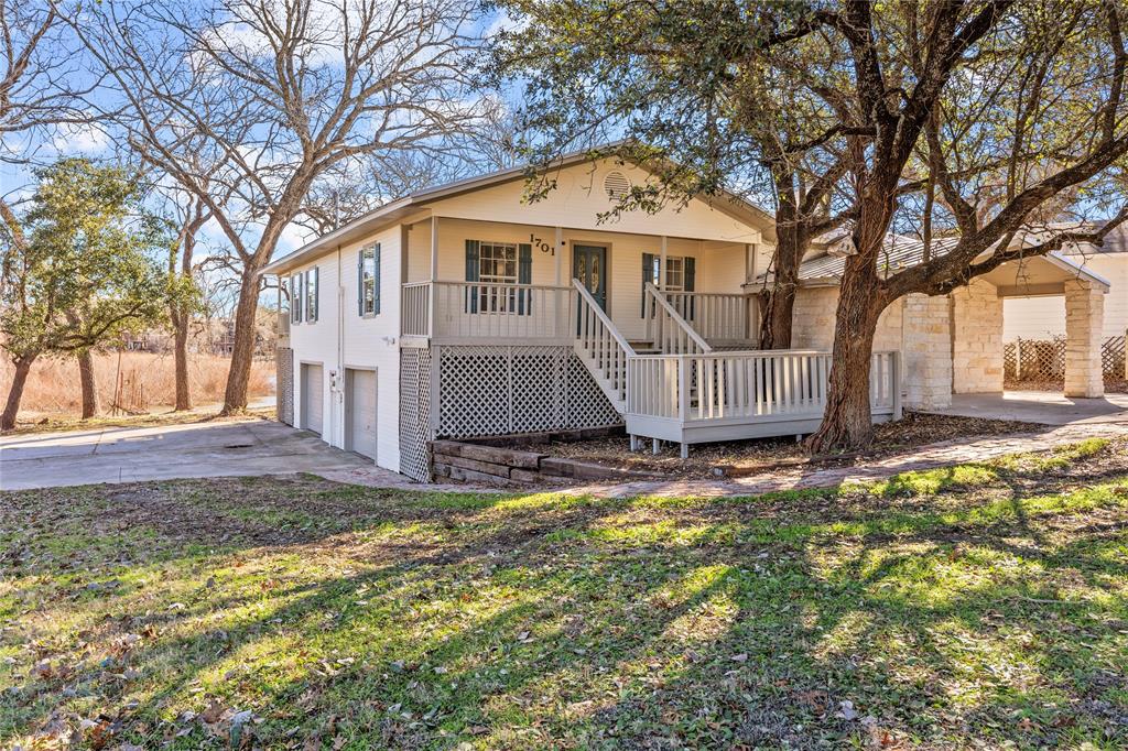1701 E Lake Drive