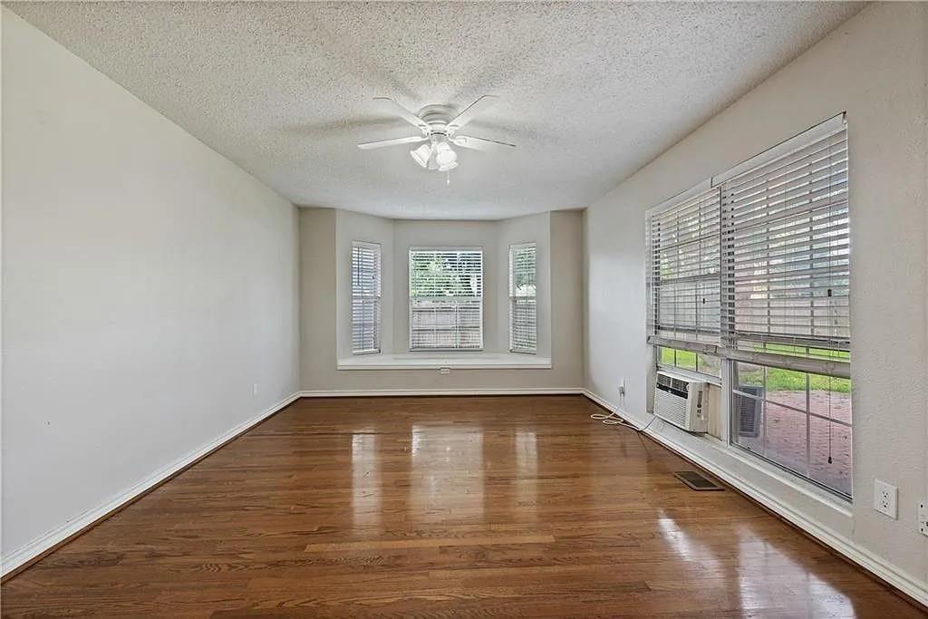 Chantilly Bay - Residential Lease