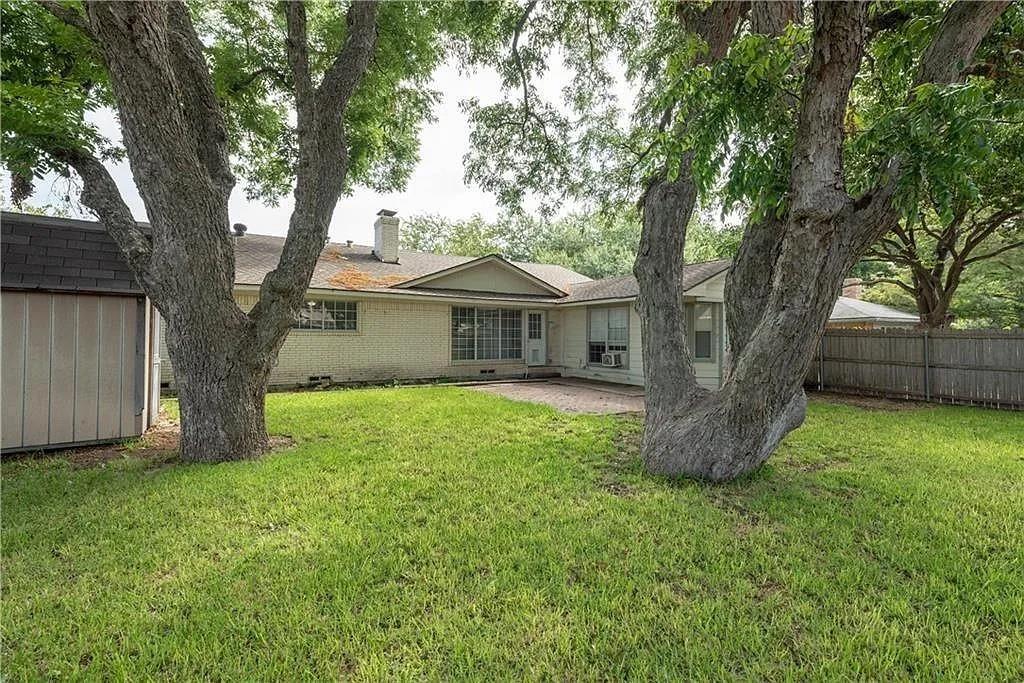 Chantilly Bay - Residential Lease