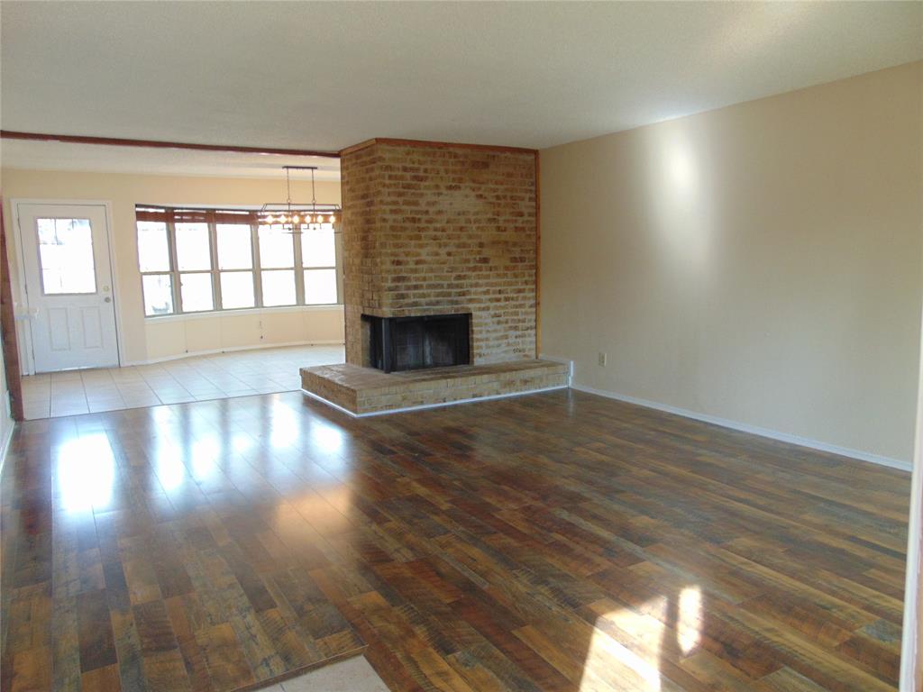 10835 Hayfield Drive