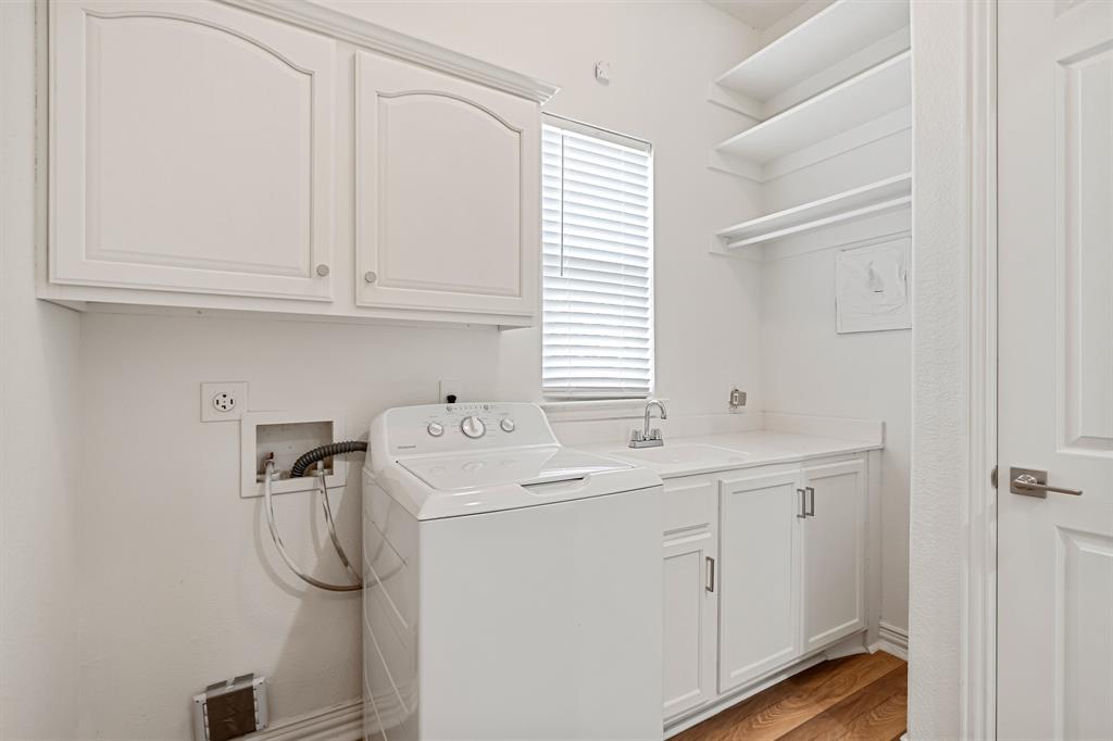 Thomas Rhodes Surv Abs #741 - Residential