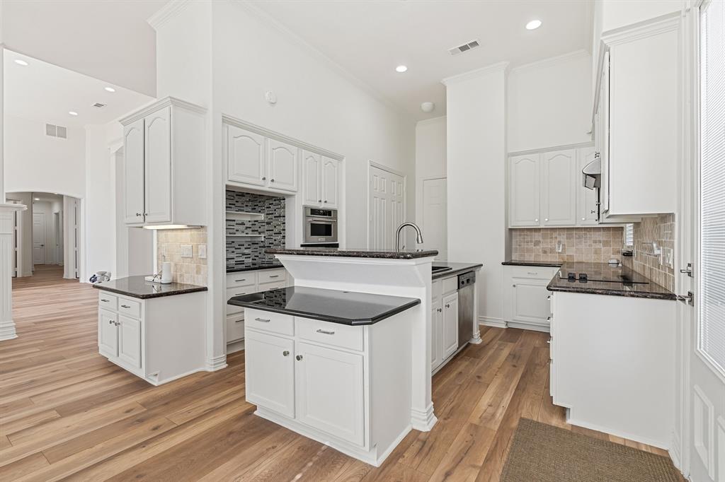 Thomas Rhodes Surv Abs #741 - Residential