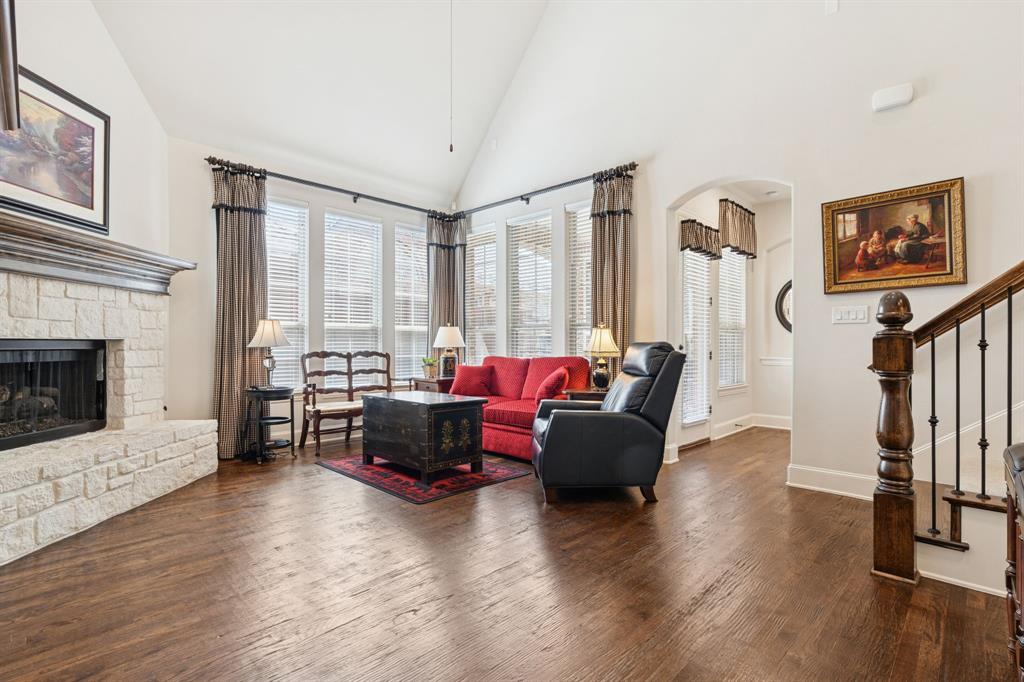 2504 Sir Wade Way