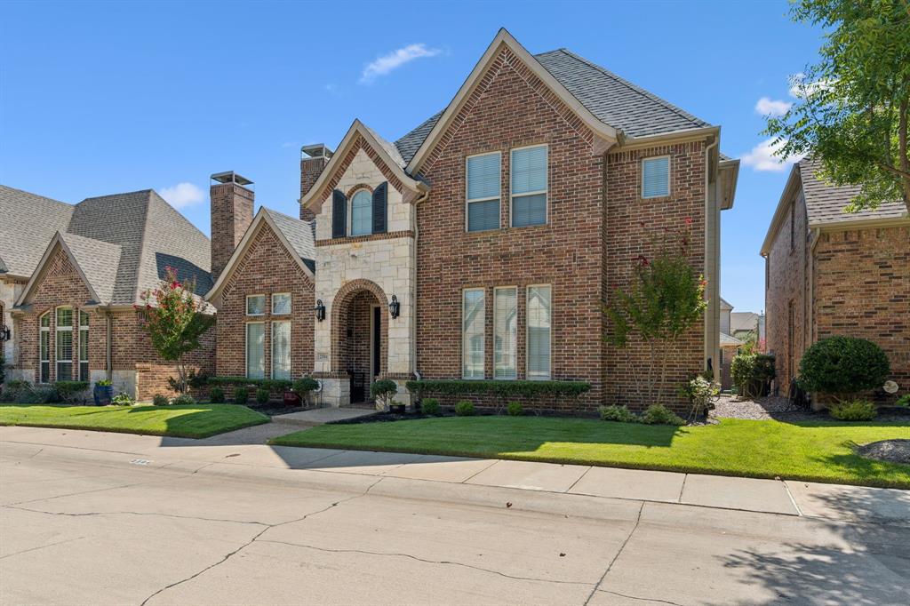 2504 Sir Wade Way
