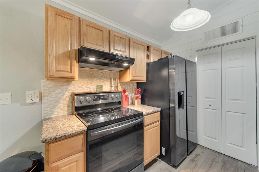 South Lake 3 - Residential