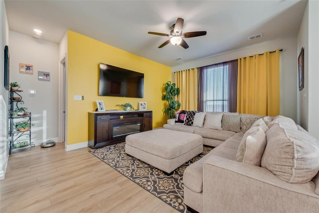 Sheppards Place - Residential