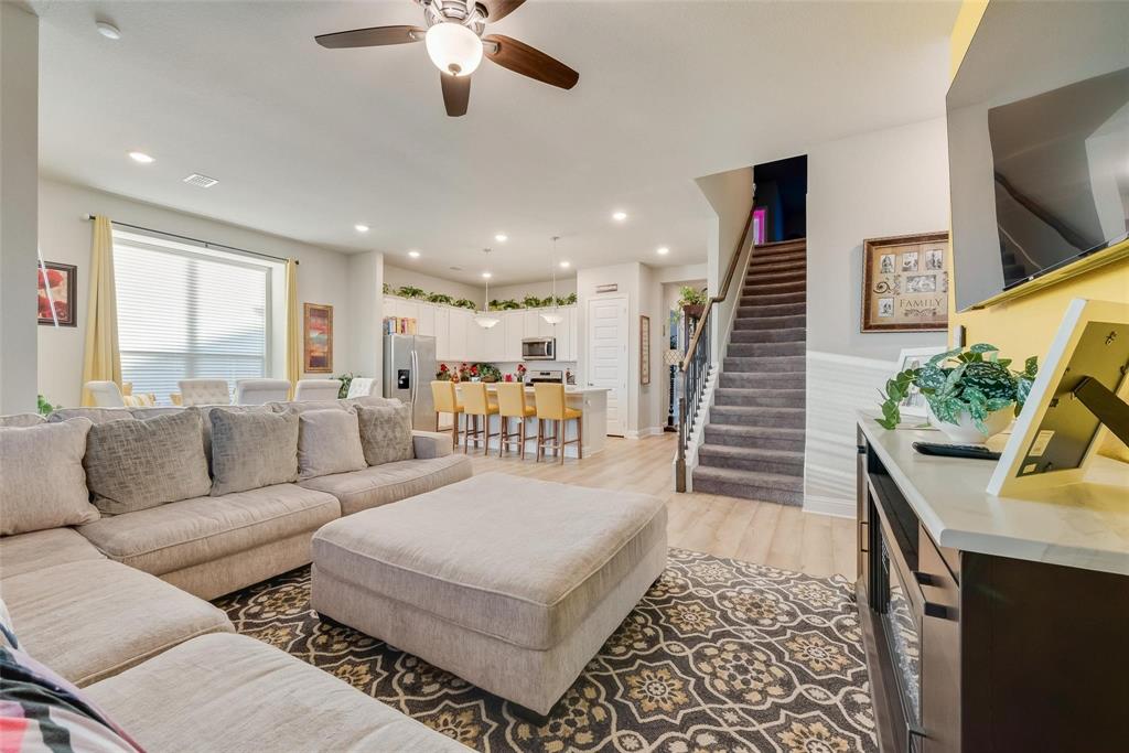 Sheppards Place - Residential