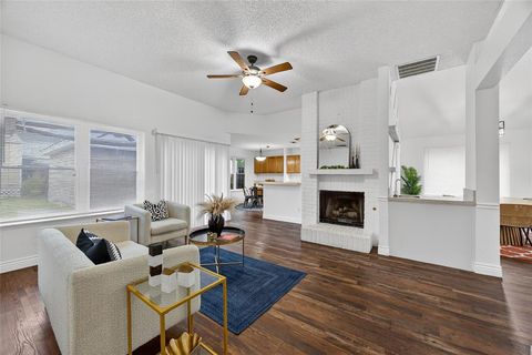 Photo of 1517 Yorkshire Drive, Mesquite, TX 75149 (MLS # 21209610)