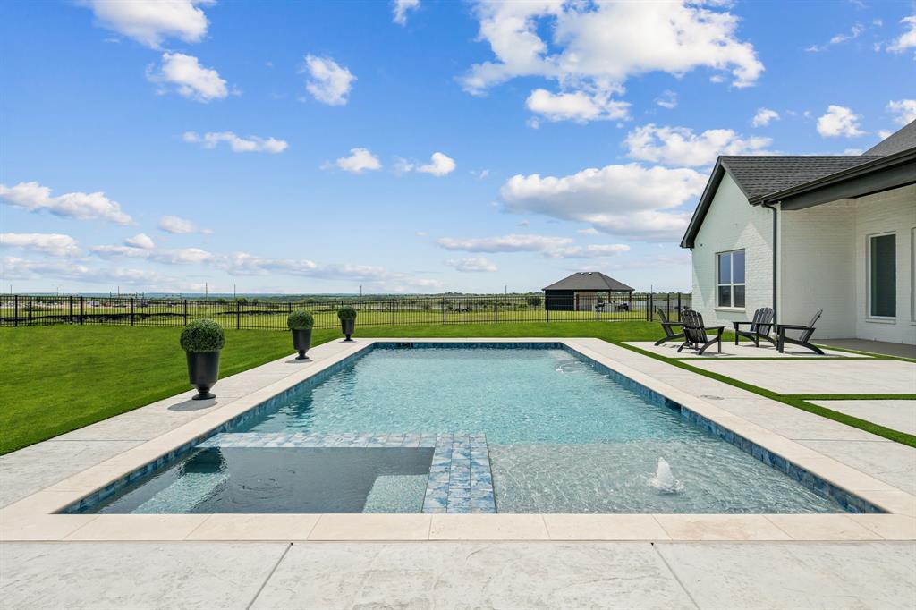 Bella Flora - Residential