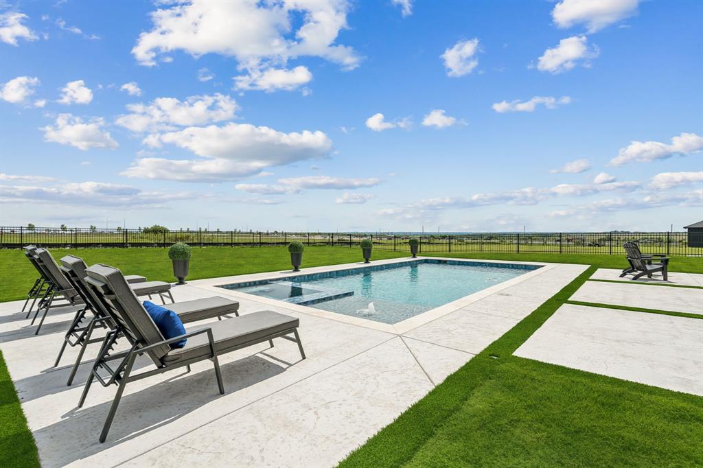 Bella Flora - Residential