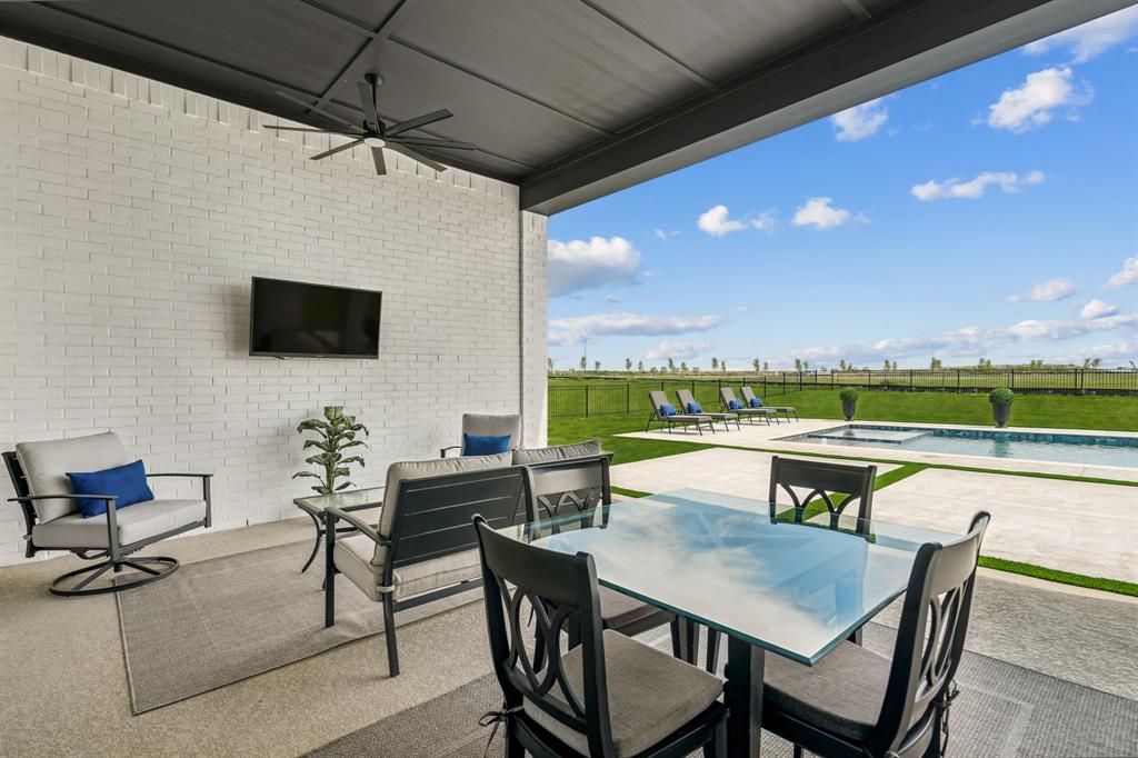 Bella Flora - Residential