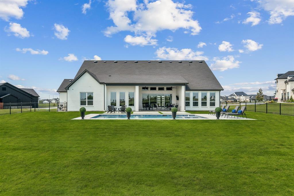 Bella Flora - Residential