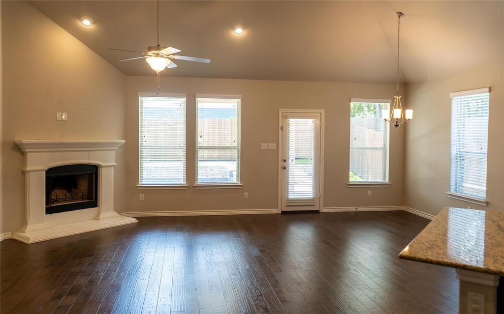 Paloma Creek Lakevie - Residential