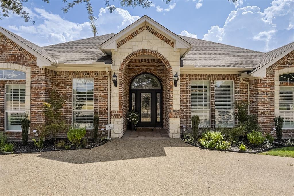 818 Amherst Drive