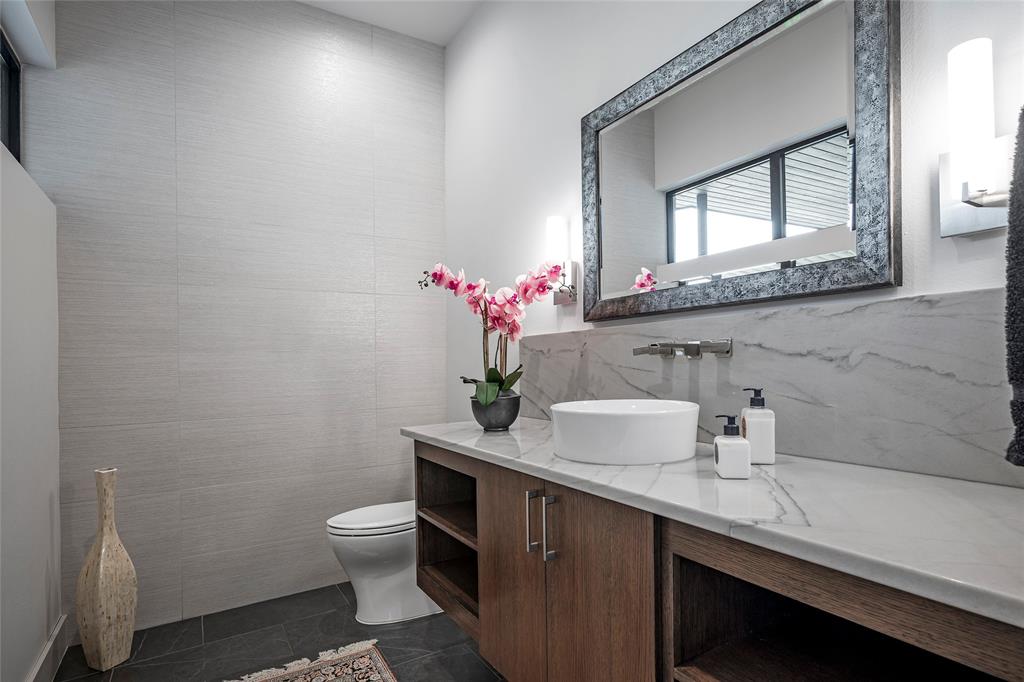 Thomas Jefferson Terrace - Residential