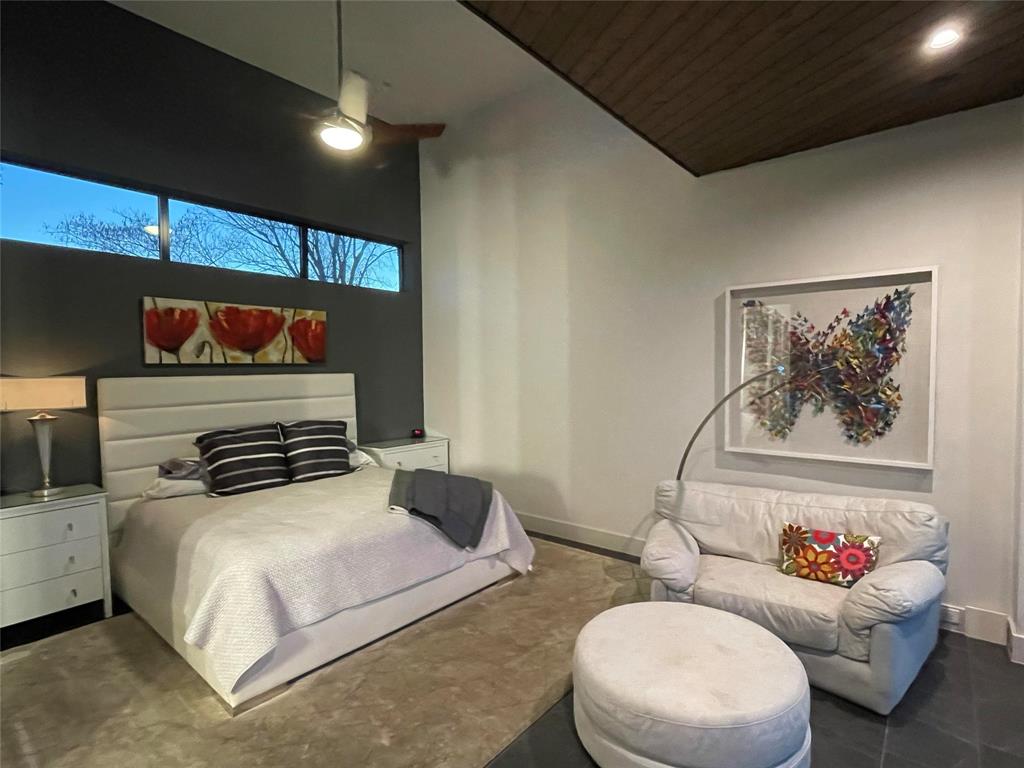 Thomas Jefferson Terrace - Residential