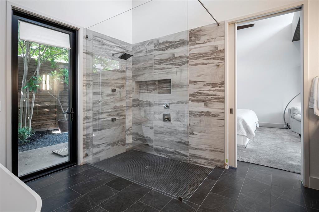 Thomas Jefferson Terrace - Residential