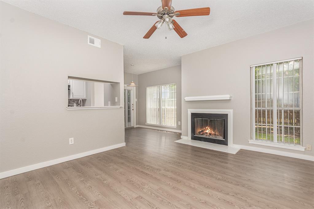 Meadows Condo - Residential