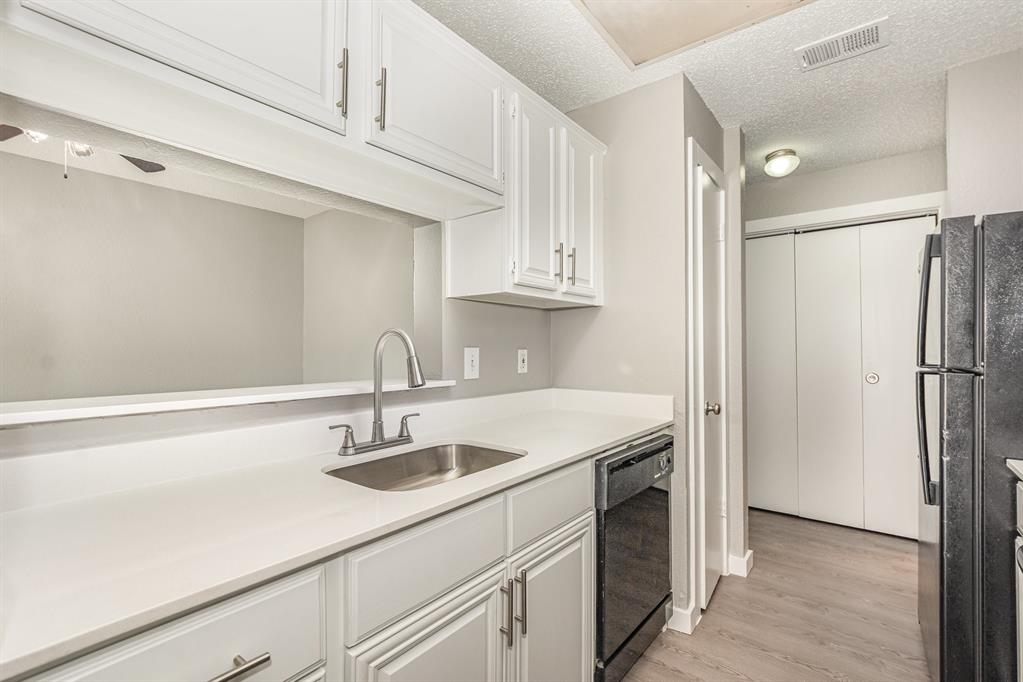 Meadows Condo - Residential