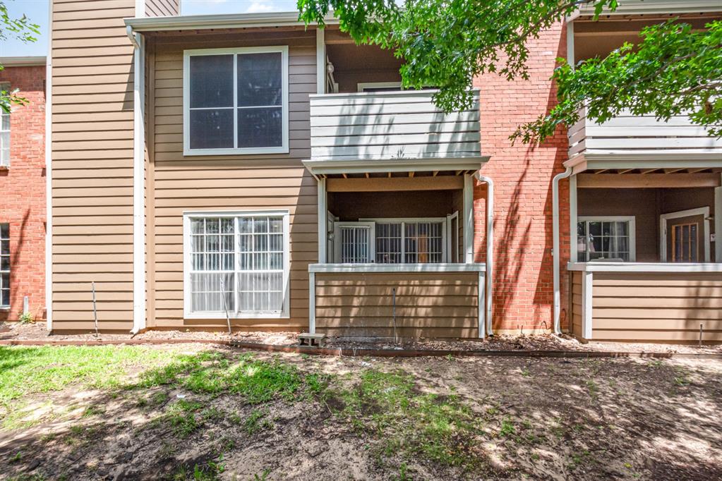 Meadows Condo - Residential