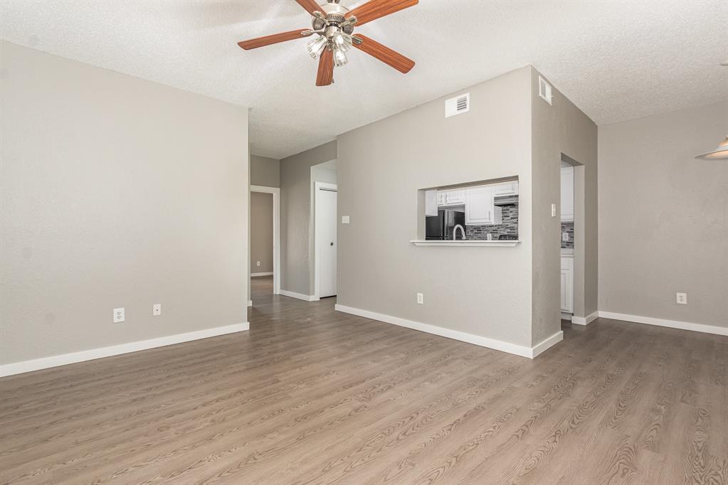 Meadows Condo - Residential