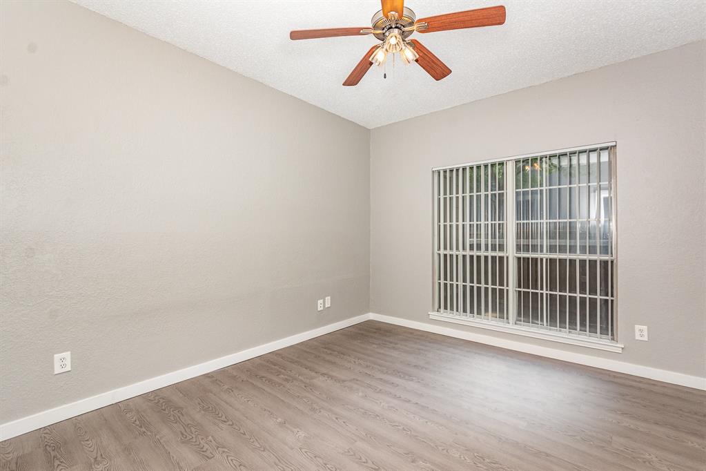 Meadows Condo - Residential