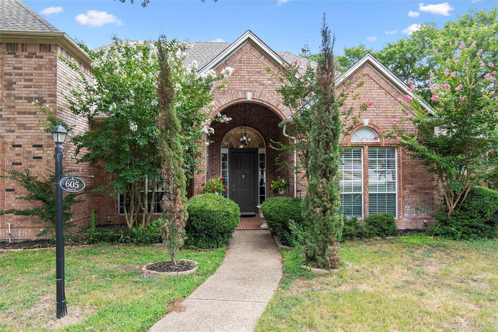 605 Royal Lane