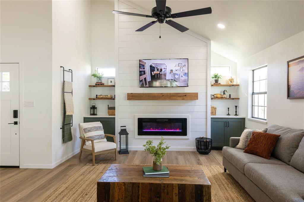 T Harmon Suv Abs #1931 - Residential