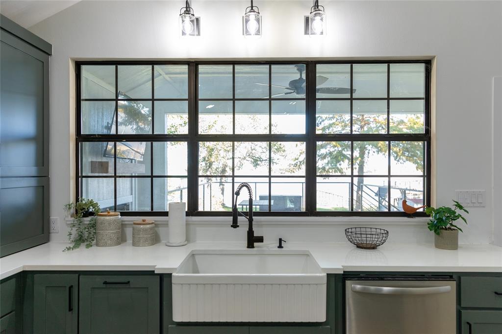 T Harmon Suv Abs #1931 - Residential