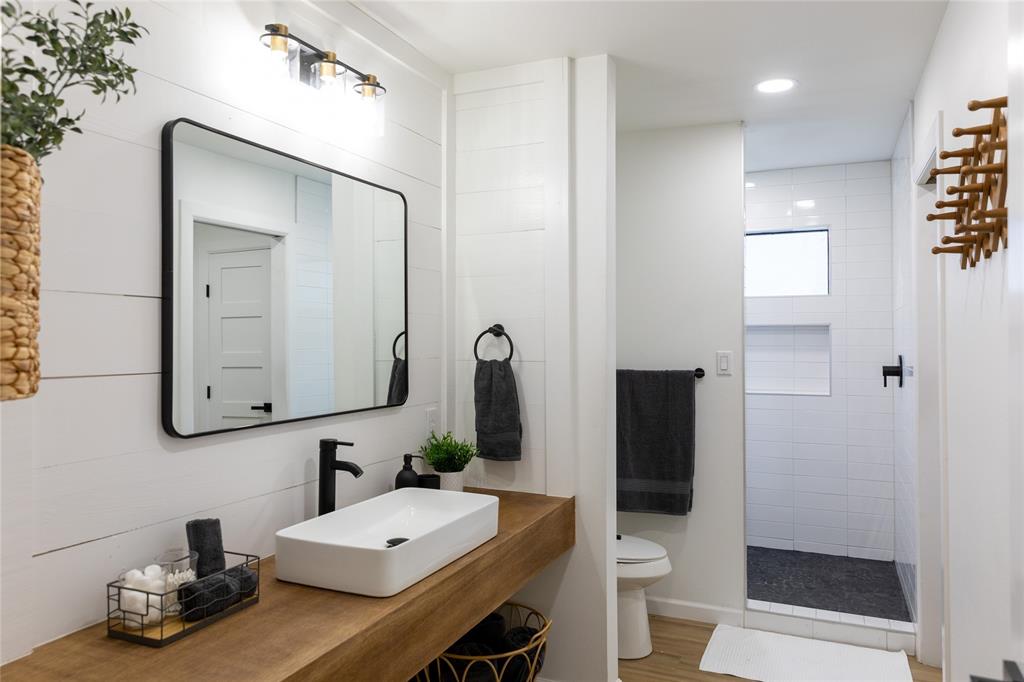 T Harmon Suv Abs #1931 - Residential