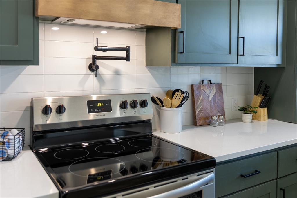 T Harmon Suv Abs #1931 - Residential