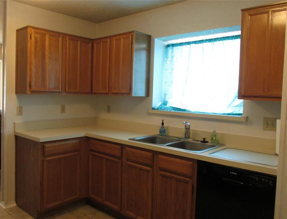 Oak Hollow Grand Prairie - Residential