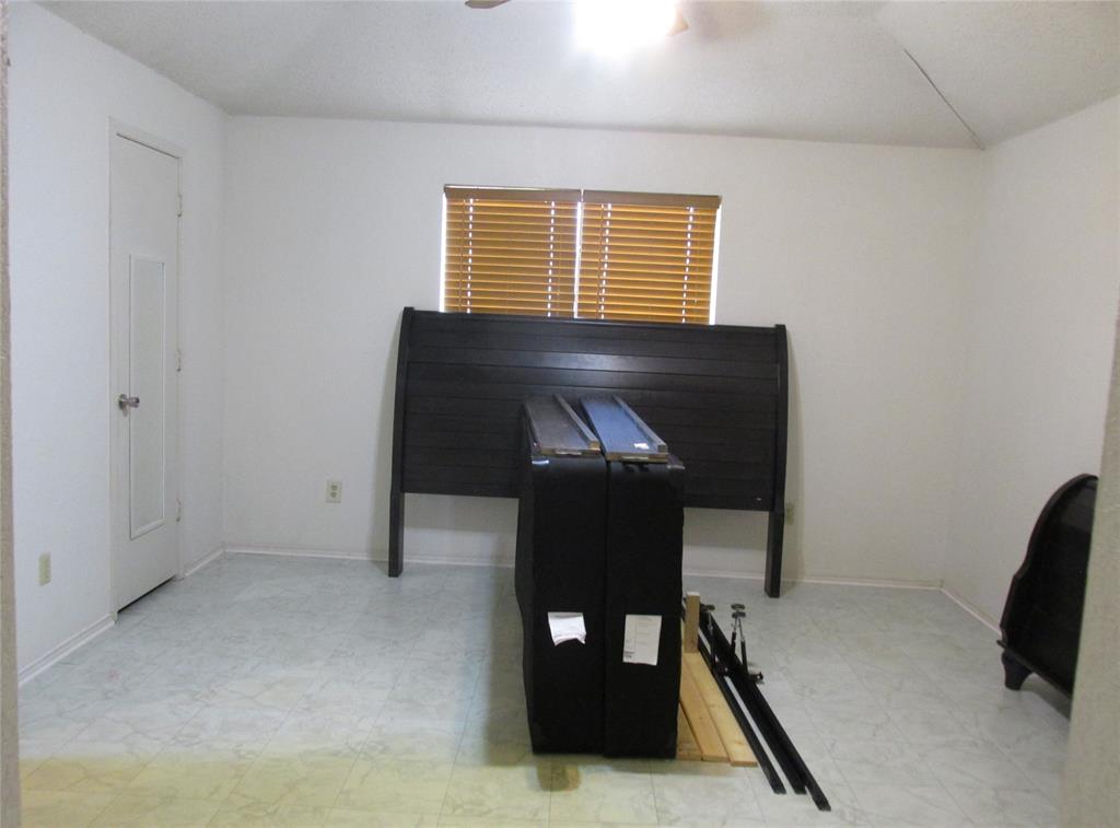 Oak Hollow Grand Prairie - Residential