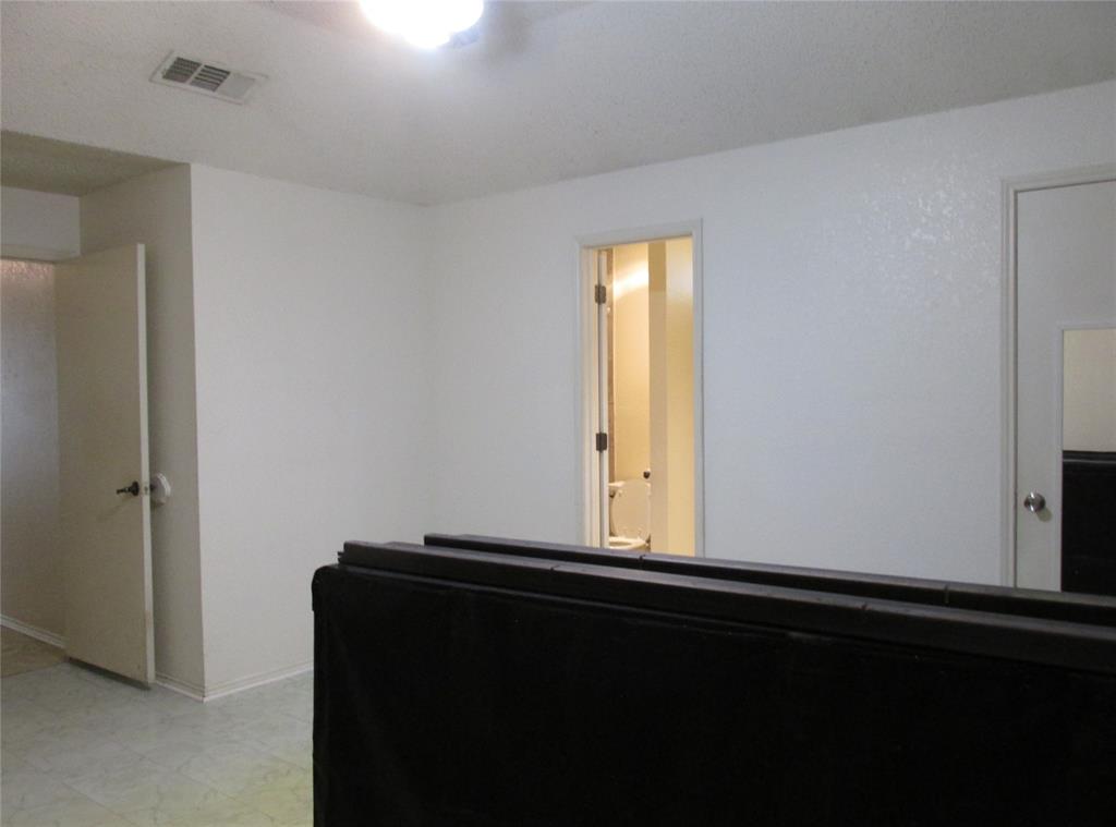 Oak Hollow Grand Prairie - Residential