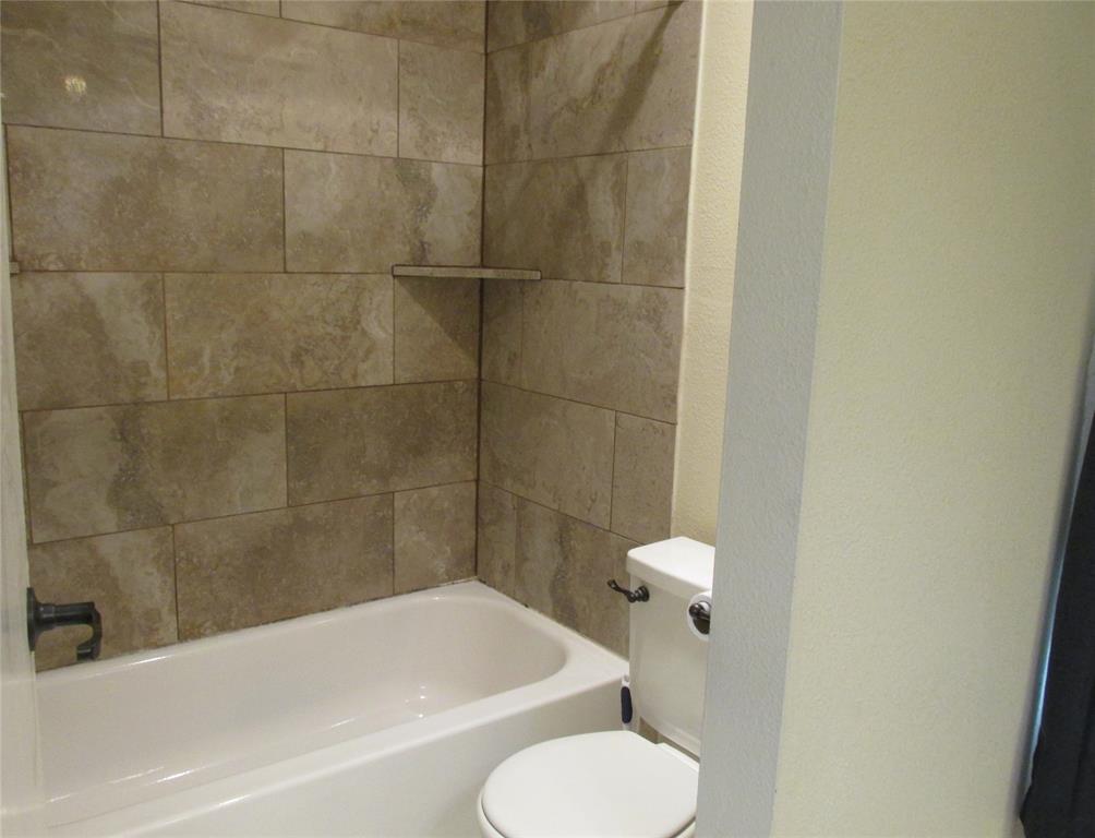 Oak Hollow Grand Prairie - Residential