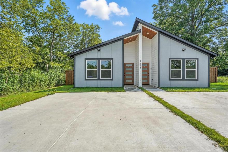 BRAND NEW CONSTRUCTION & MOVE IN READY!

MOVE-IN SPECIAL: NOW OFFERING 3 WEEKS FREE RENT WITH QUICK MOVE IN! 

***Landlord also offering 6 to 12 month lease.***

Spacious & Stylish 3-Bedroom, 2-Bathroom Duplex with Modern Finishes

Now available for lease, this spacious 3-bedroom, 2-bathroom duplex offers comfort, functionality, and modern appeal. Featuring a desirable split-bedroom layout, this home includes plush carpet in the bedrooms and durable luxury vinyl plank flooring in the main living areas—perfect for everyday living and easy maintenance.

Enjoy the open-concept living and dining areas that flow seamlessly into a well-appointed kitchen with ample cabinetry and counter space. Each bedroom is generously sized with walk-in closets for abundant storage. The primary suite offers privacy and a full en-suite bath.

Additional features include ceiling fans, neutral paint tones, and a private backyard space ideal for relaxing or entertaining.

Conveniently located near major roadways, schools, shopping, and dining options, this duplex is move-in ready and waiting for its next resident. Don’t miss this fantastic rental opportunity—schedule your private tour today!