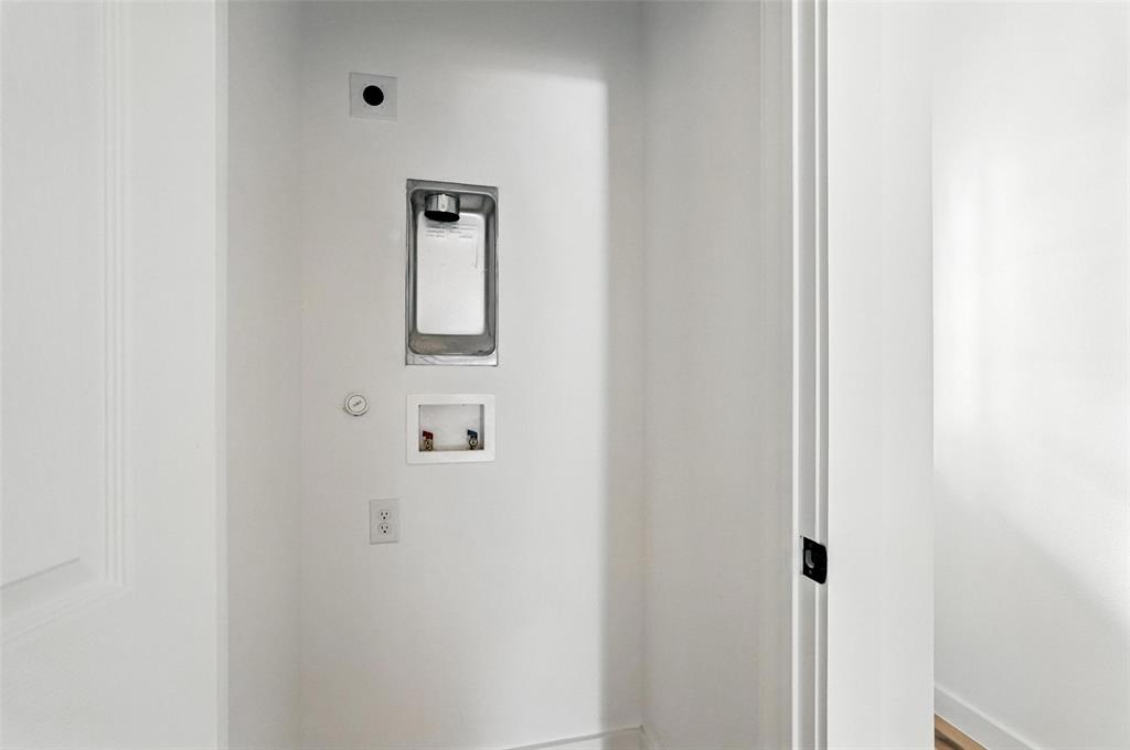 Zarate Add - Residential Lease