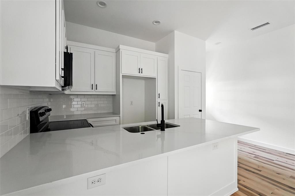 Zarate Add - Residential Lease