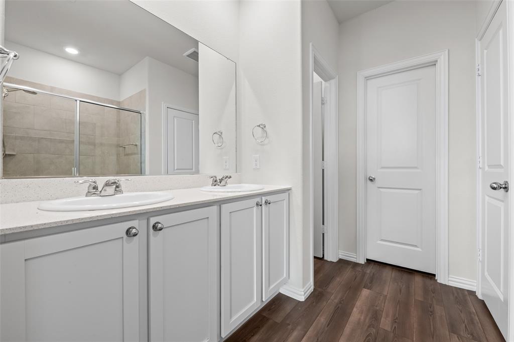 Sutton Field Ph 2 - Residential Lease