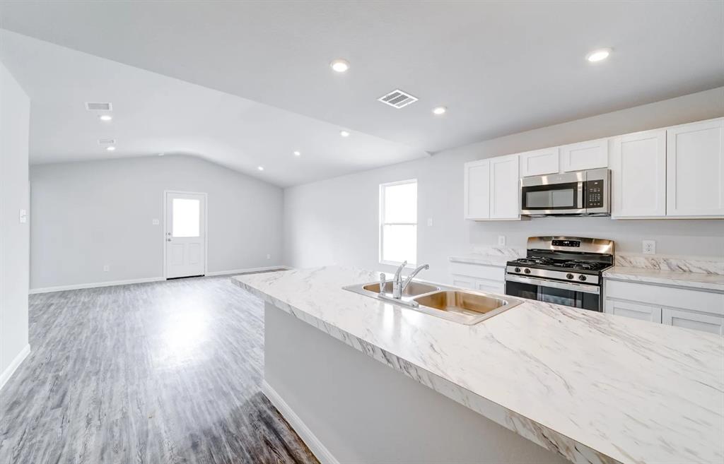 413 Poplar Court