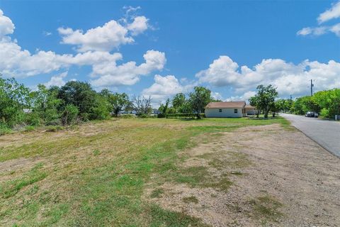 A home in Granbury