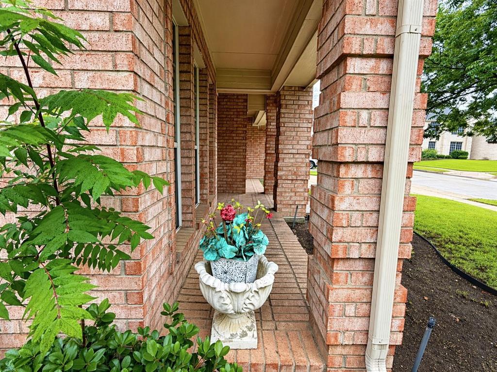 5800 Table Rock Drive