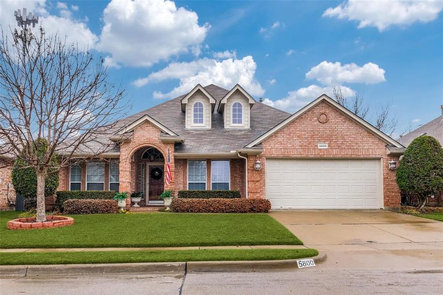 This home is a must-see. Home has been immaculately well kept. Upon entering the home, you will be greeted by a lovely formal living and dining area. The beautiful eat-in kitchen features a faux-painted skylight, lots of white cabinets, Corian countertops, island, and a bar that overlooks the breakfast area and second living space. Beautiful wood floors , Brand New paint and flooring The home has a split bedroom concept. Master bedroom closet is an oversized walk-in. One of the bedrooms could be used as an office or flex space.

nice outdoor space with covered patio, super close to shopping, major Highways