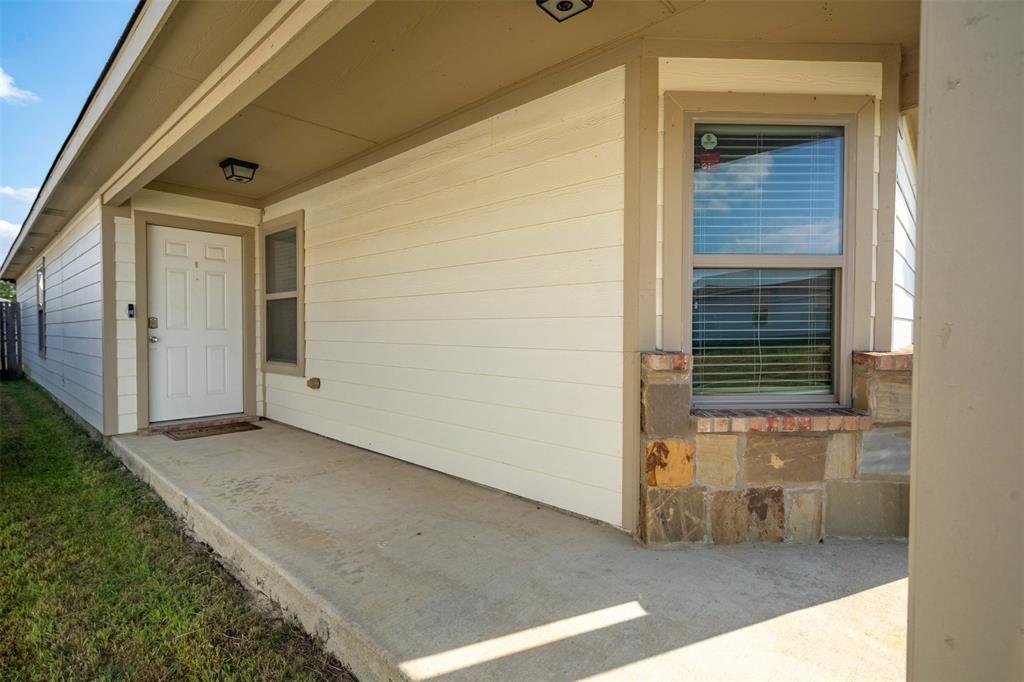 1609 Village Park Trail
