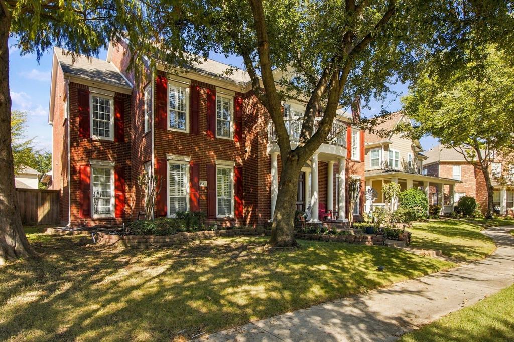 1833 Auburn Drive
