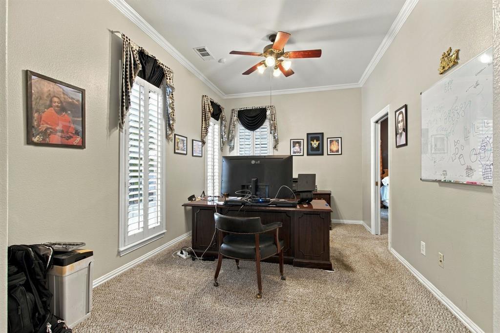 1833 Auburn Drive