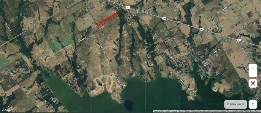 25 acres of Improved pasture close to Richland Chambers Lake just waiting for you to build your dream home!! With current ag exemption in place, add your horses or cows or whatever you like to keep the exemption and build an amazing Country Home with a view of Richland Chambers Lake. Away from the hectic traffic but close enough to DFW for work or play. Within 1 mile of the lake so it is easy to enjoy all Lake activities!!! No Mobile Homes or Manufactured Homes. Property is also being offered as (2) 12.5 acre tracts. Buyer responsible for survey of the tract they desire.