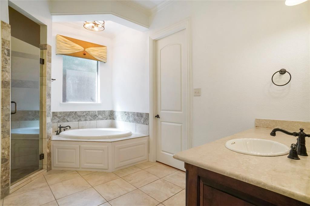 Forest Glenn West - Residential